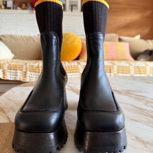 Charlotte Stone Loma Boot - Picture 3 of 7